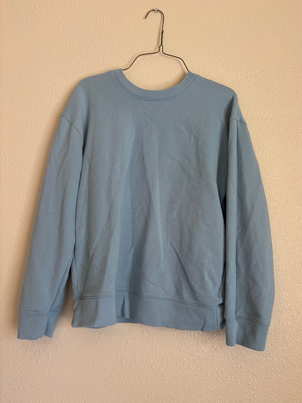 Time and Tru Light Blue Crewneck Sweatshirt